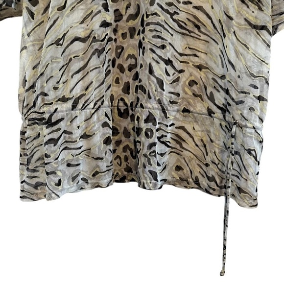 Chico's Easywear Women's Sheer Leopard Print Top Size 3, US X-Large - Picture 5 of 8